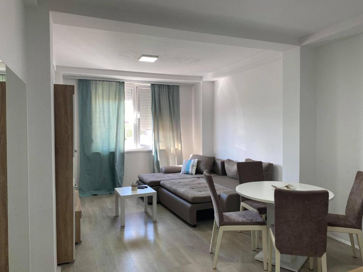 Rentster Appartamento Kumanovo Esterno foto